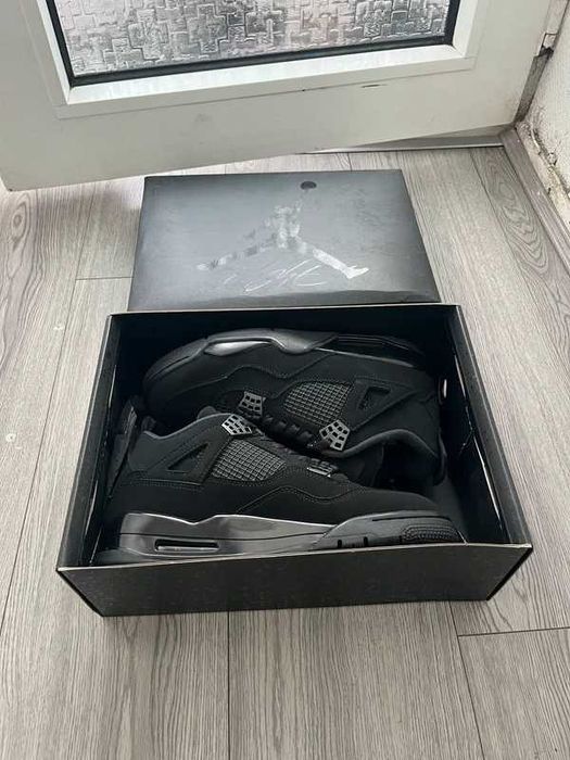 Buty damskie Trampk Jordan 4 Retro Black Cat R.46