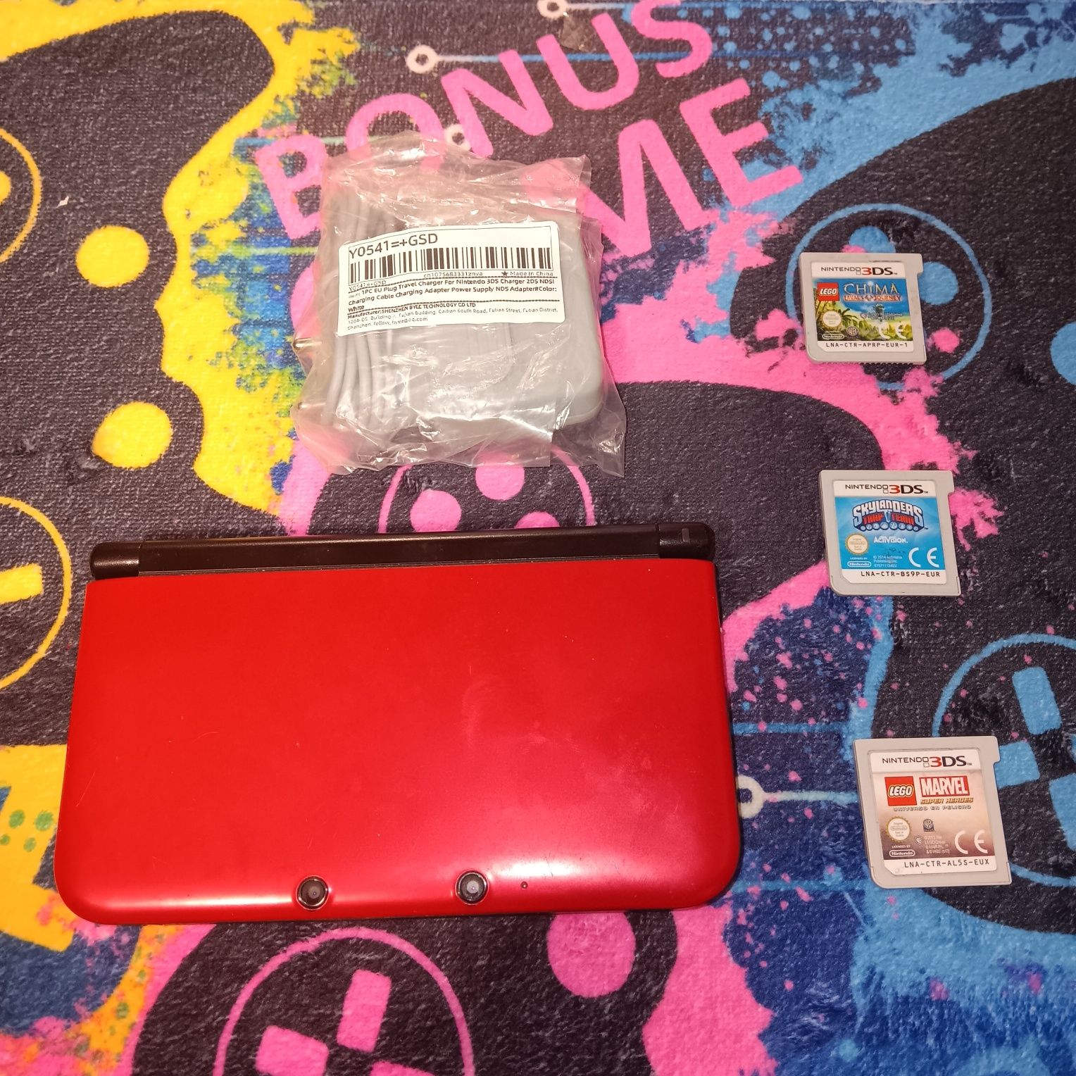 Nintendo 3DS XL Vermelha + 3 Jogos + Carregador