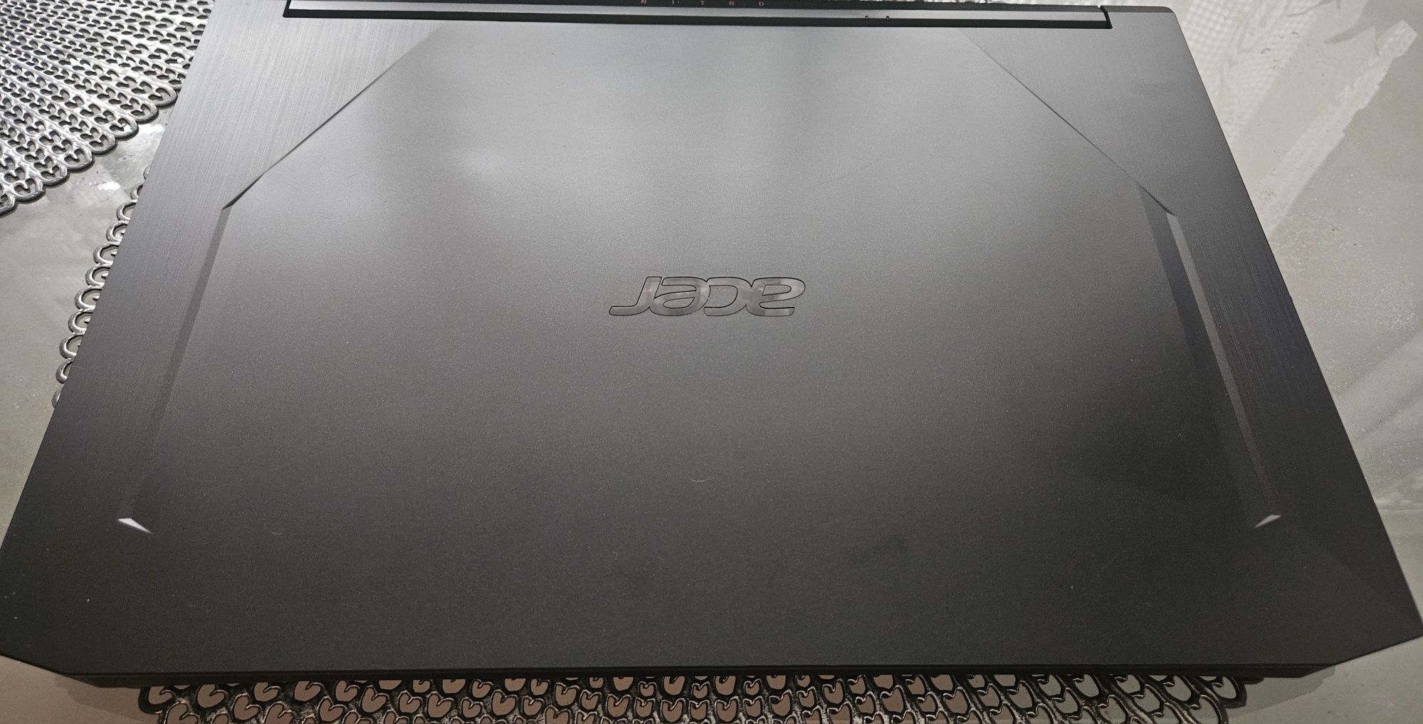 Acer Nitro 5 – Ryzen 5 / 24 GB RAM / GTX 1650 Ti / SSD 512 GB + HDD 1
