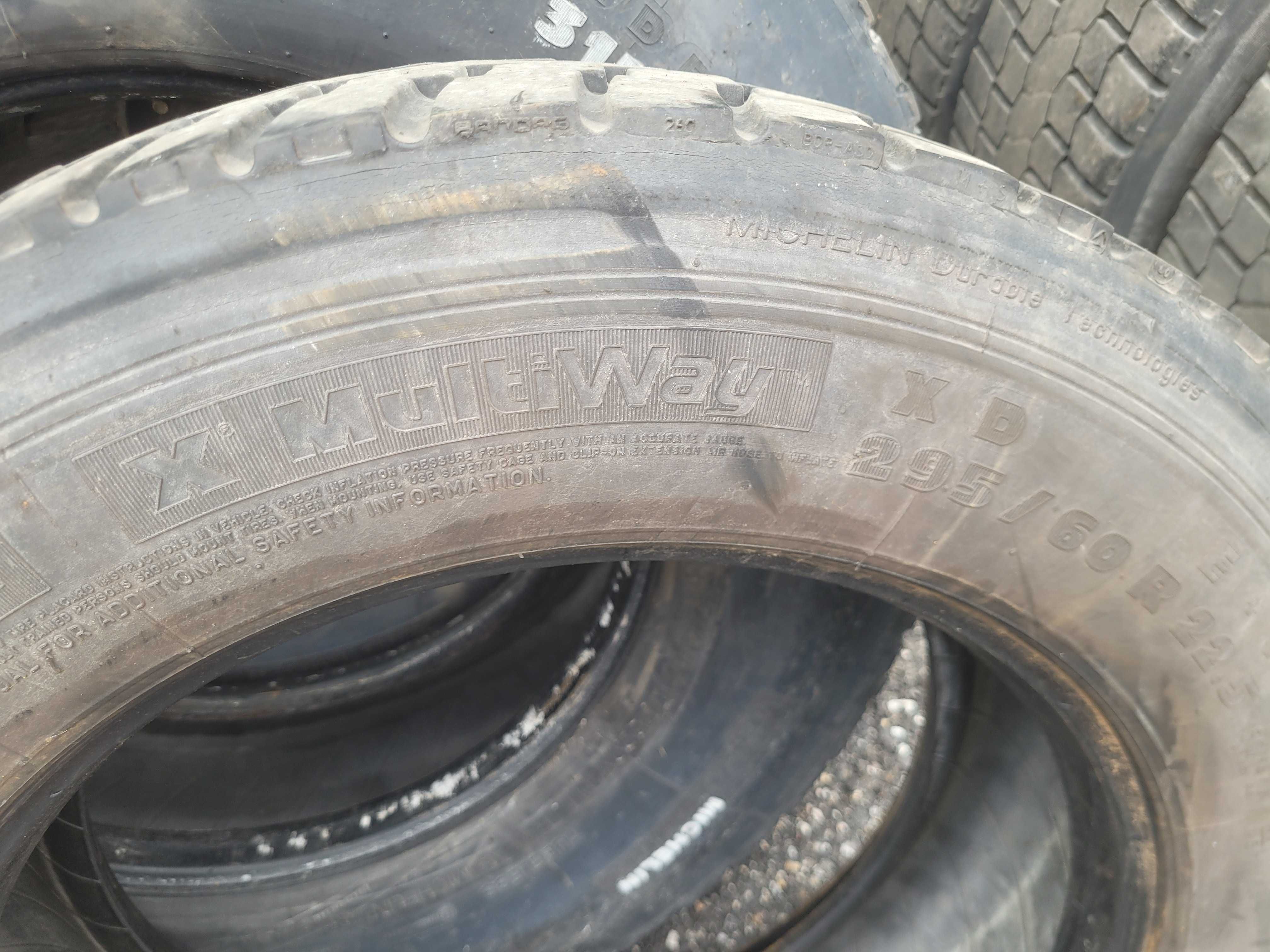 Pneus 315/60 r22.5