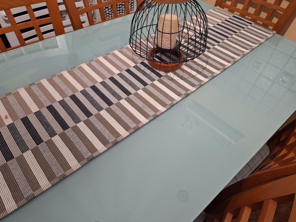 Stół szkło hartowane z krzesłami
