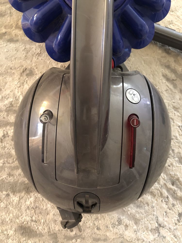 Пилосмок Dyson ball up top