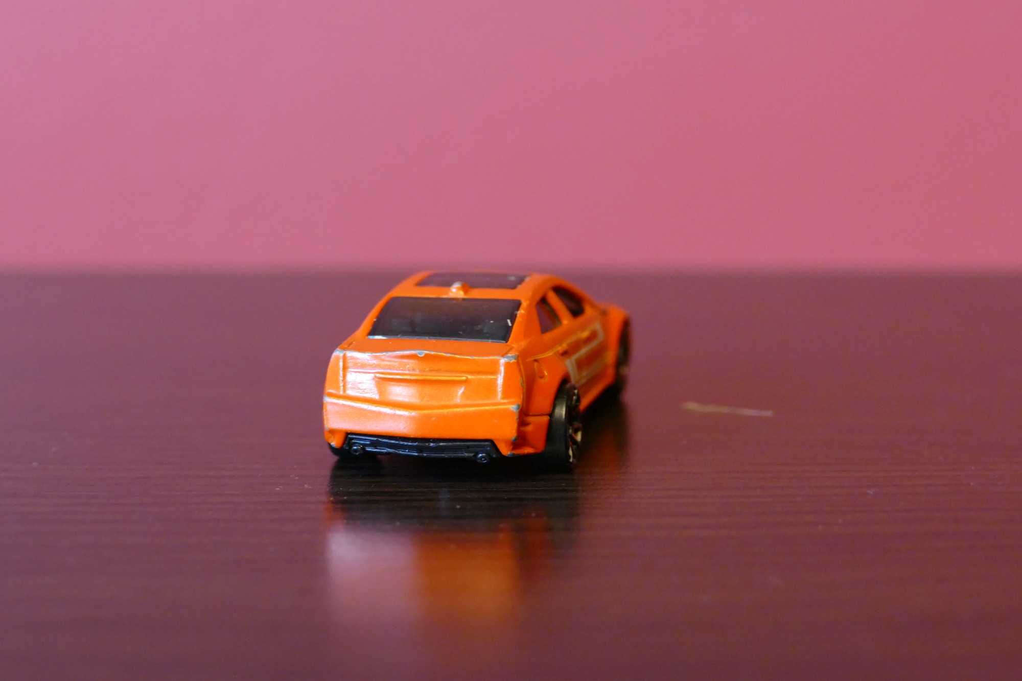 Hot Wheels autko "Resorak" Cadillac CTS-V rocznik 2009