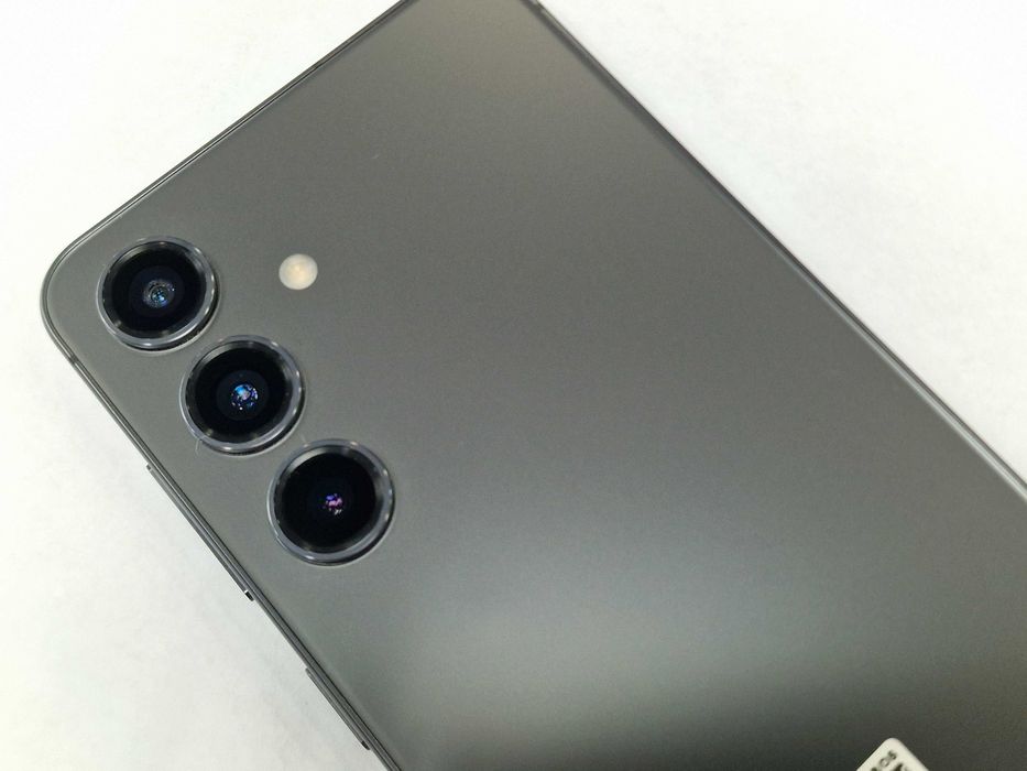 Samsung Galaxy S24 Dual SIM/ 8GB/ 128GB/ Onyx Black/ Grade A / z Media