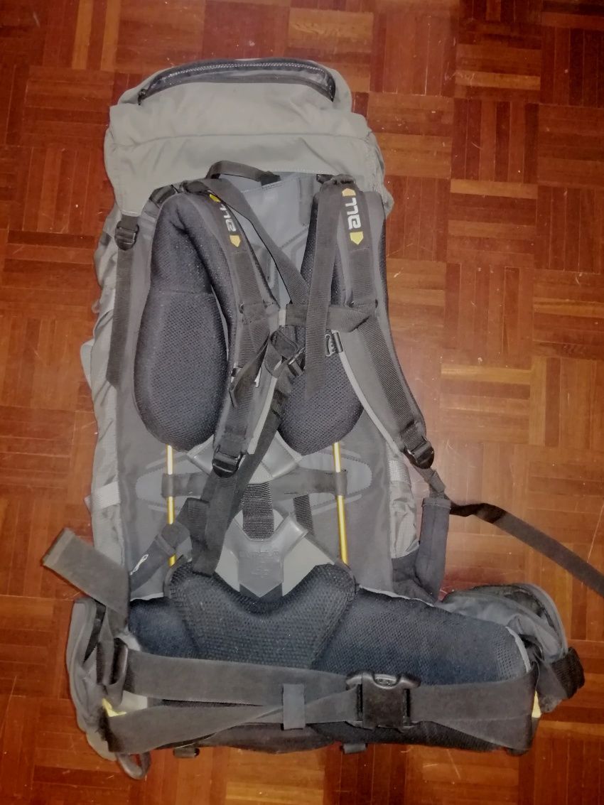 Mochila Quechua Forclaz 70+10