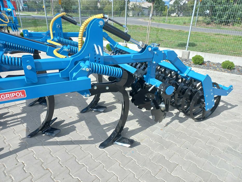 Agregat podorywkowy Culti 3 bezorkowy gruber kultywator wał rurowy