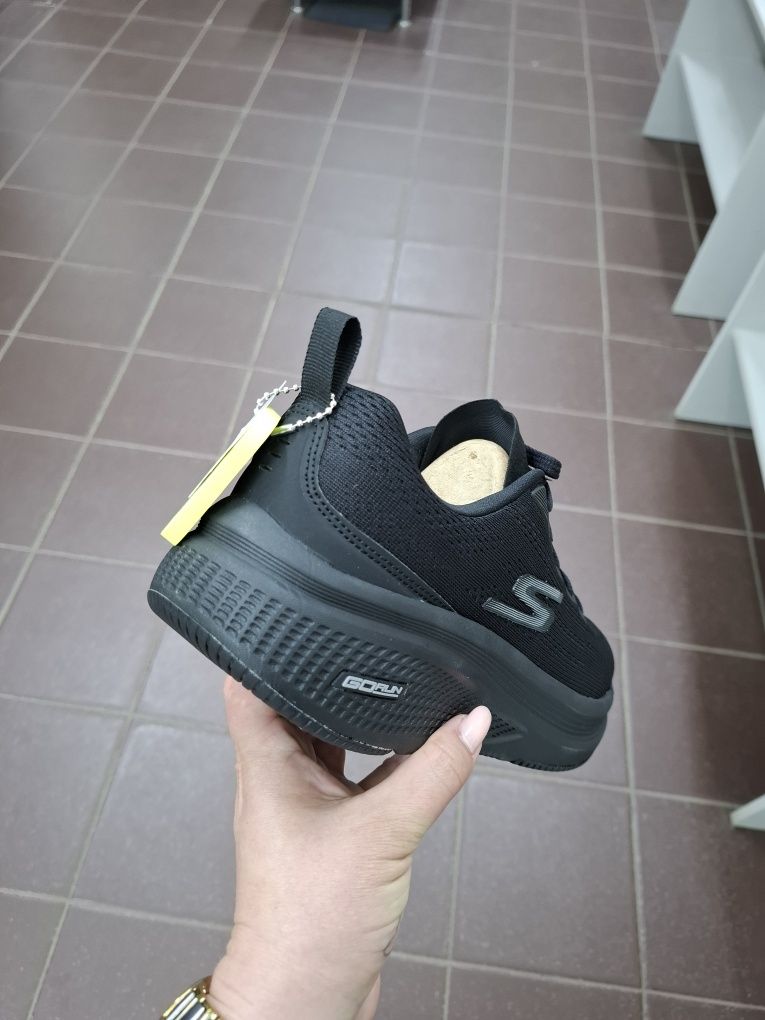 Skechers Elevate 220847/BBK сітка літо 42, 43, 44, 46