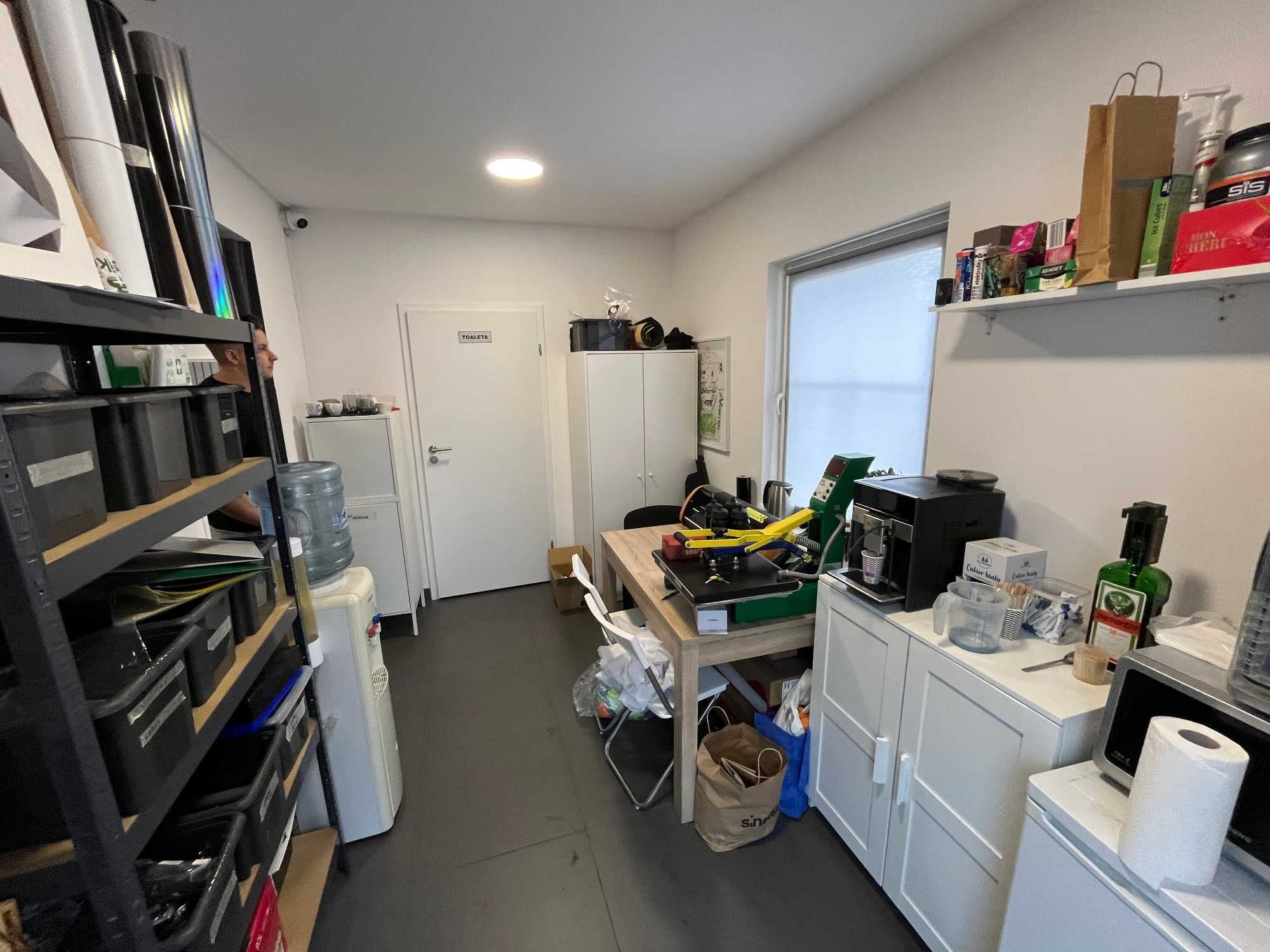Lokal usługowy 50 m² + parking – Poznań Starołęka
