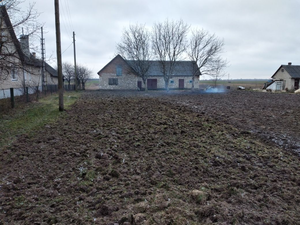 Продам незавершане будівництво