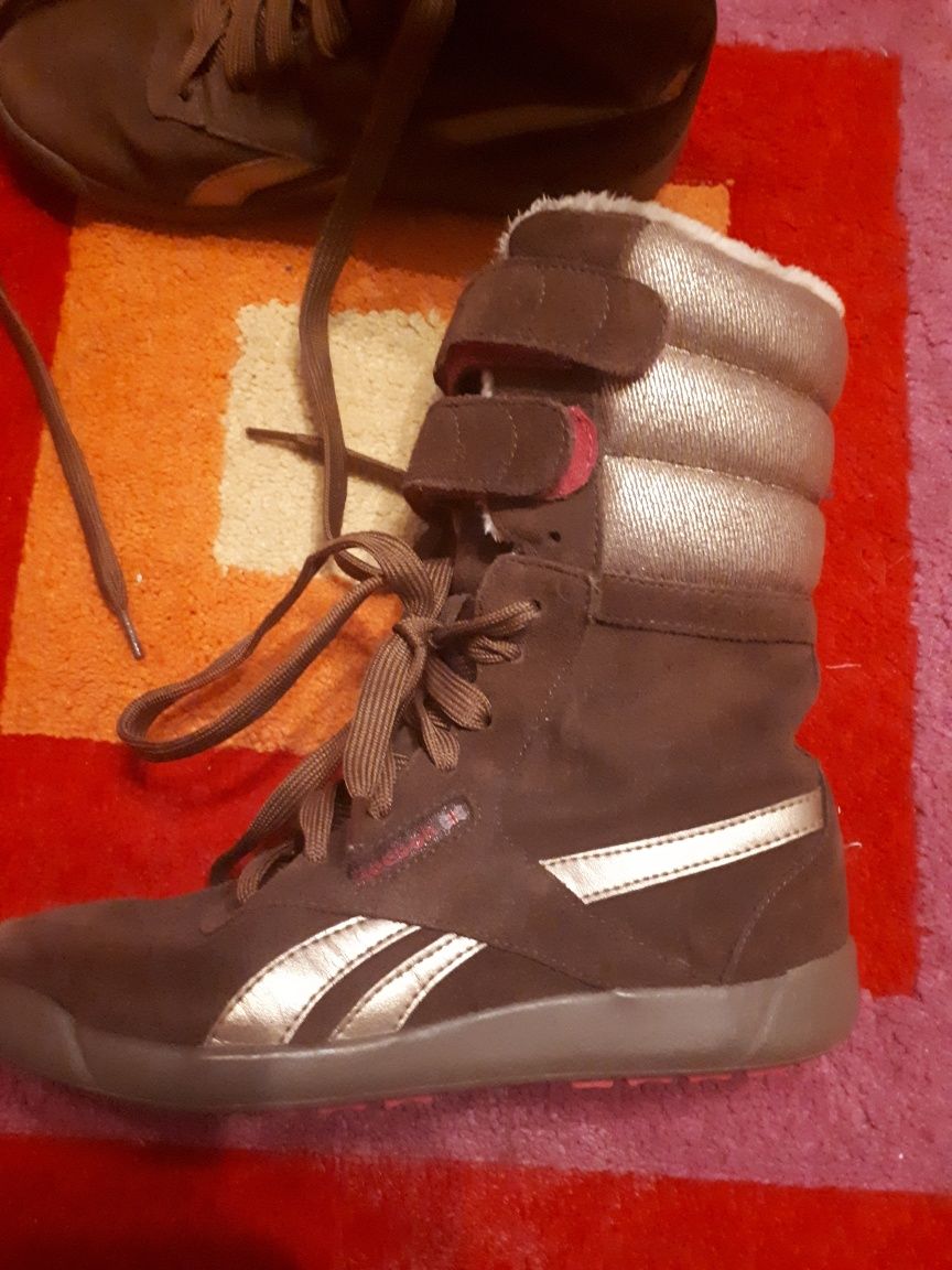 Kozaki wysokie buty reebok 32.5 za kostkę brązowe