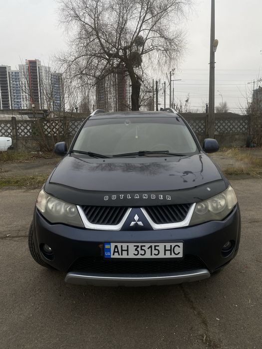 Mitsubishi outlander XL