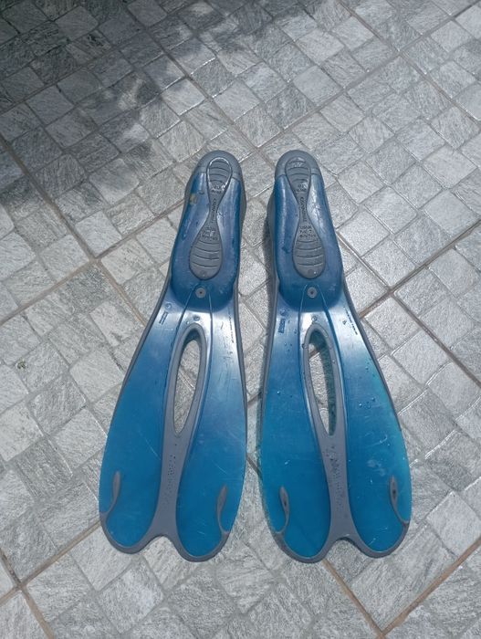 Barbatanas tamanho 41 42