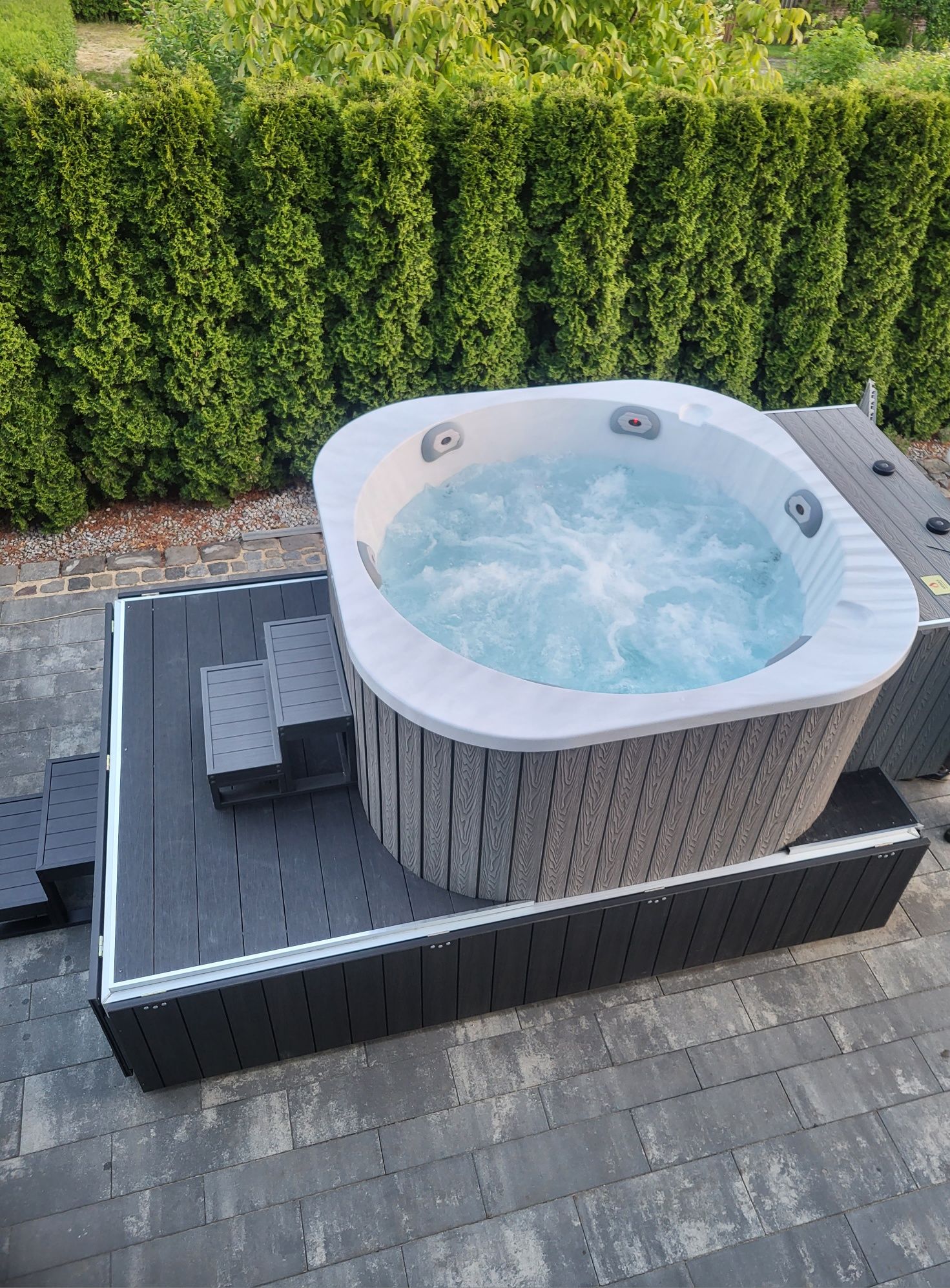 Wynajem balia jacuzzi mobilne