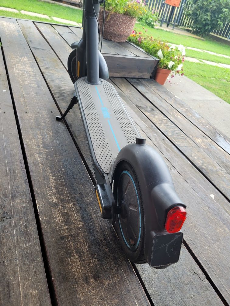 Електро самокат ninebot SEGWAY