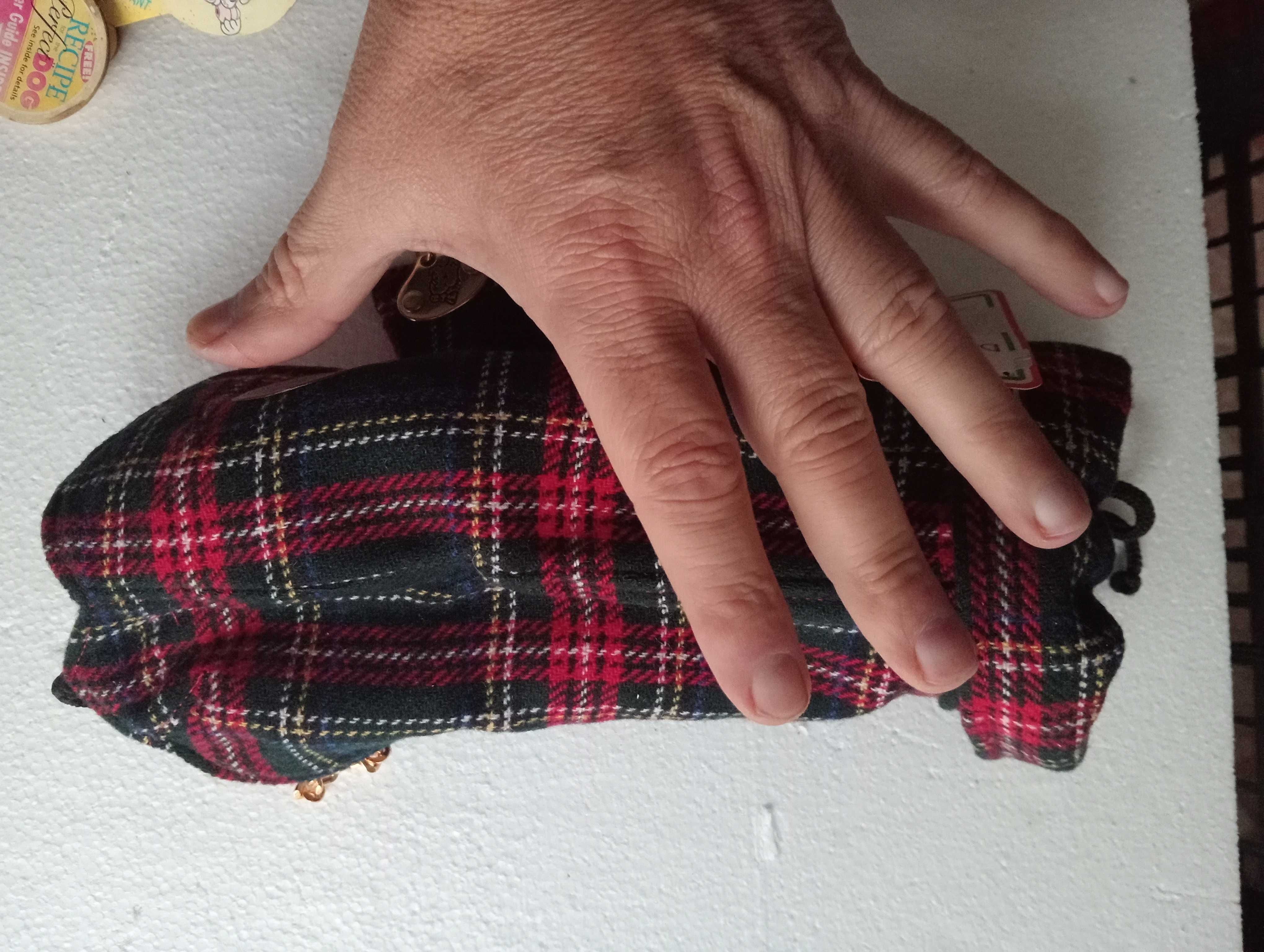 Roupa cão pequeno