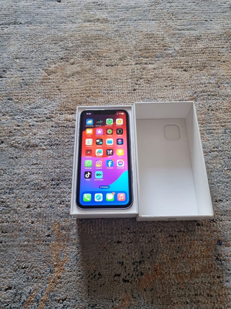 Iphone 11 C/ Caixa