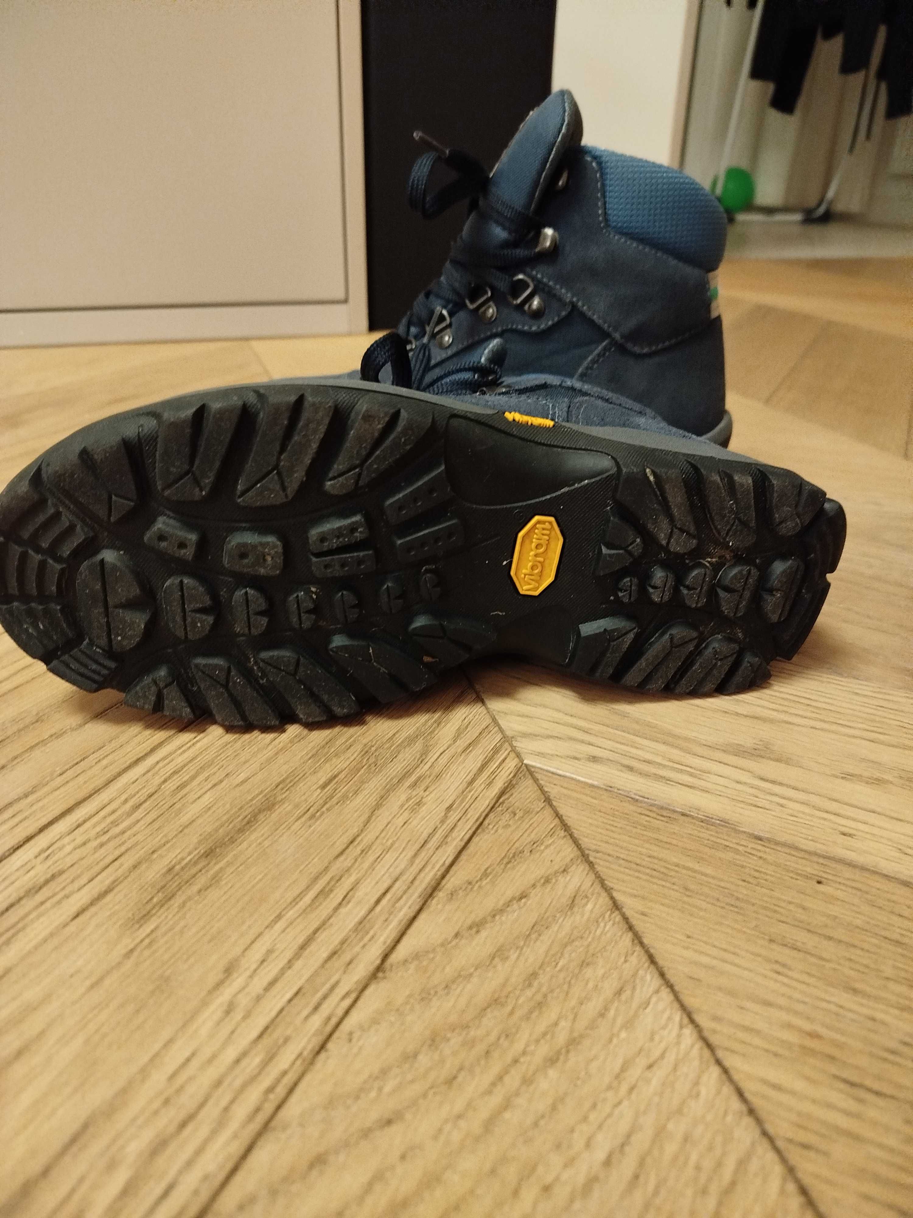Buty turystyczne Olang 38