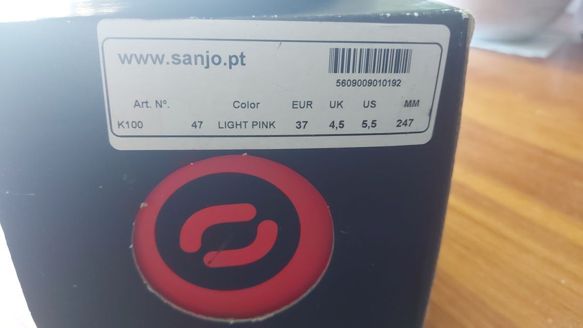 Sapatilhas Sanjo rosa novas n⁰37