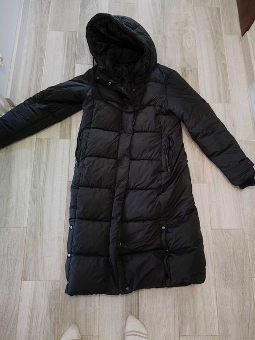 Zimowy pikowany płaszcz damski House