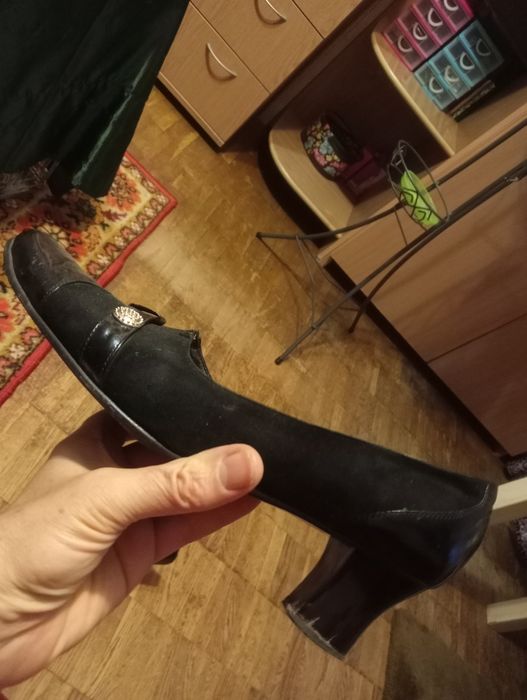 Женские туфли большого размера