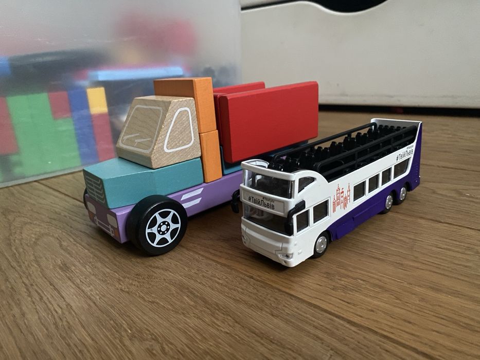 Lego duplo мої перші машинки, Автобус Львів,Самоскид.Деревʼяні іграшки