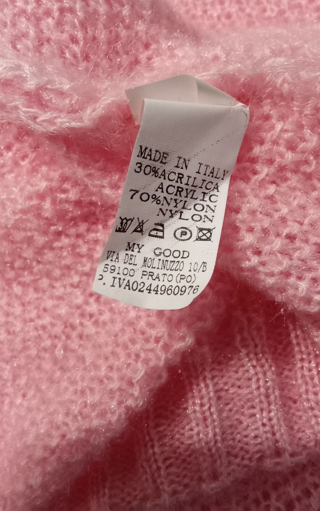 Sweter puchaty z aplikacją 3D