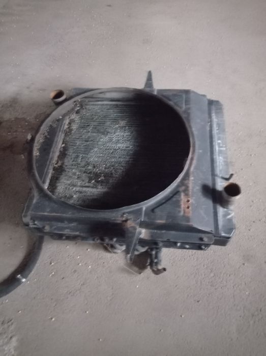 Радіатор автомобіля  Камаз  бувший у використані.