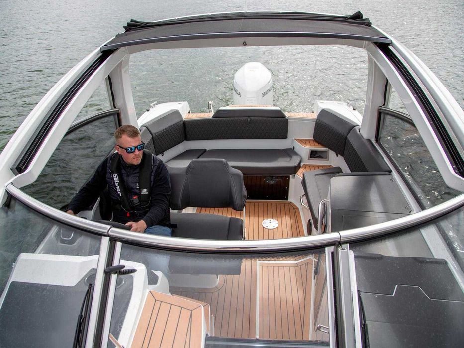 Silver Raptor Sport Top - jacht motorowy > NOWOŚĆ 2025