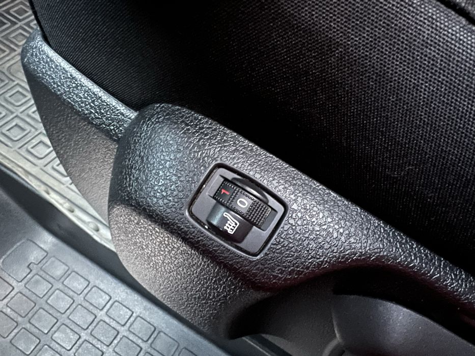 Peugeot Traveller 2020 Official