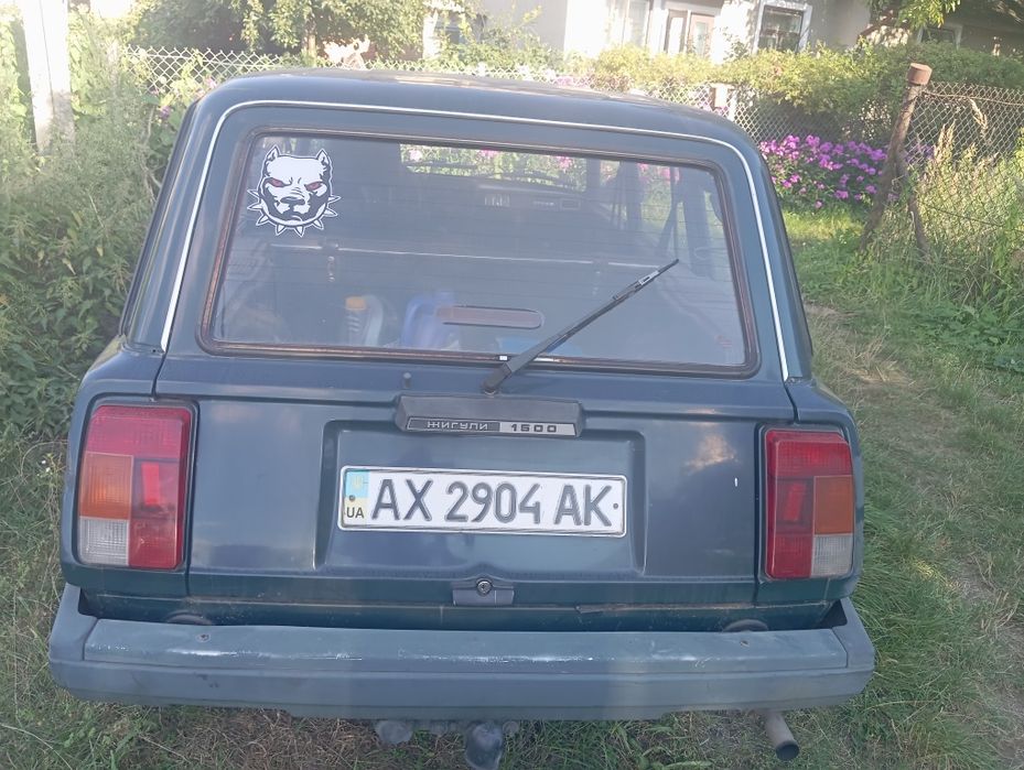 Автомобіль ВАЗ 2104