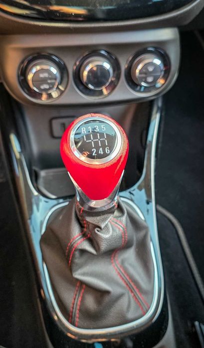 Opel Adam S 2017 Com Melhorias