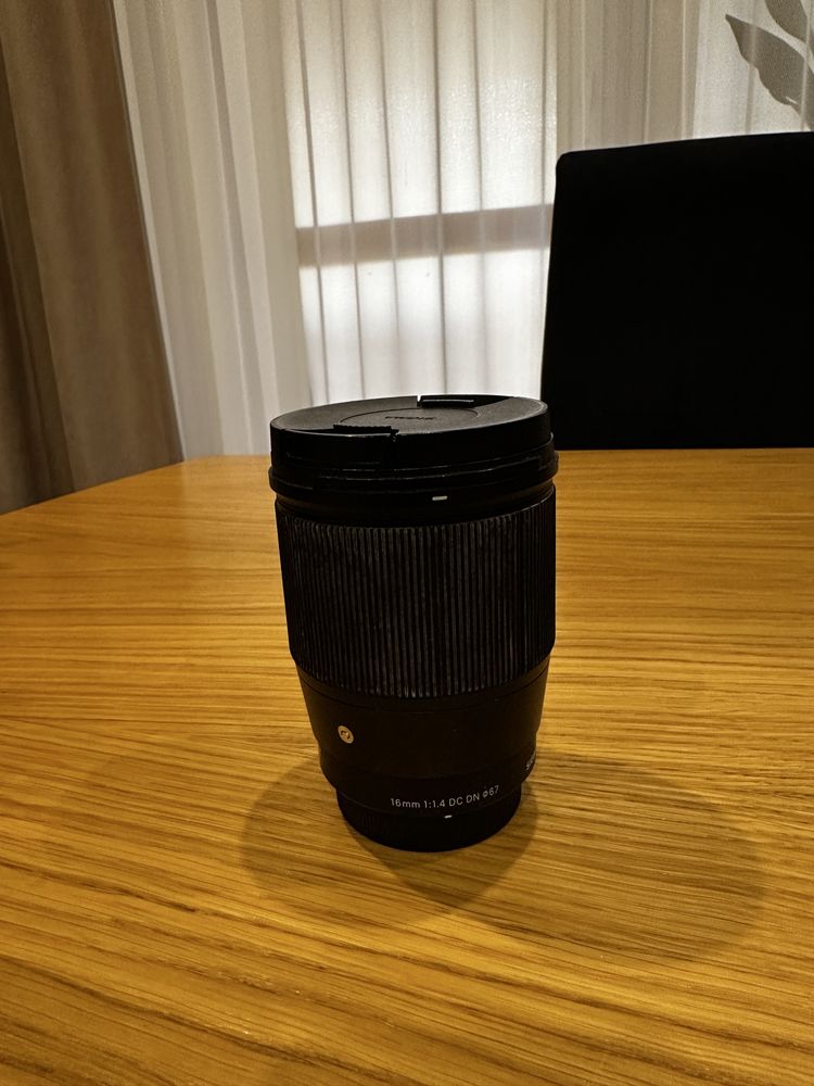 sigma 16mm F1.4 DC DN