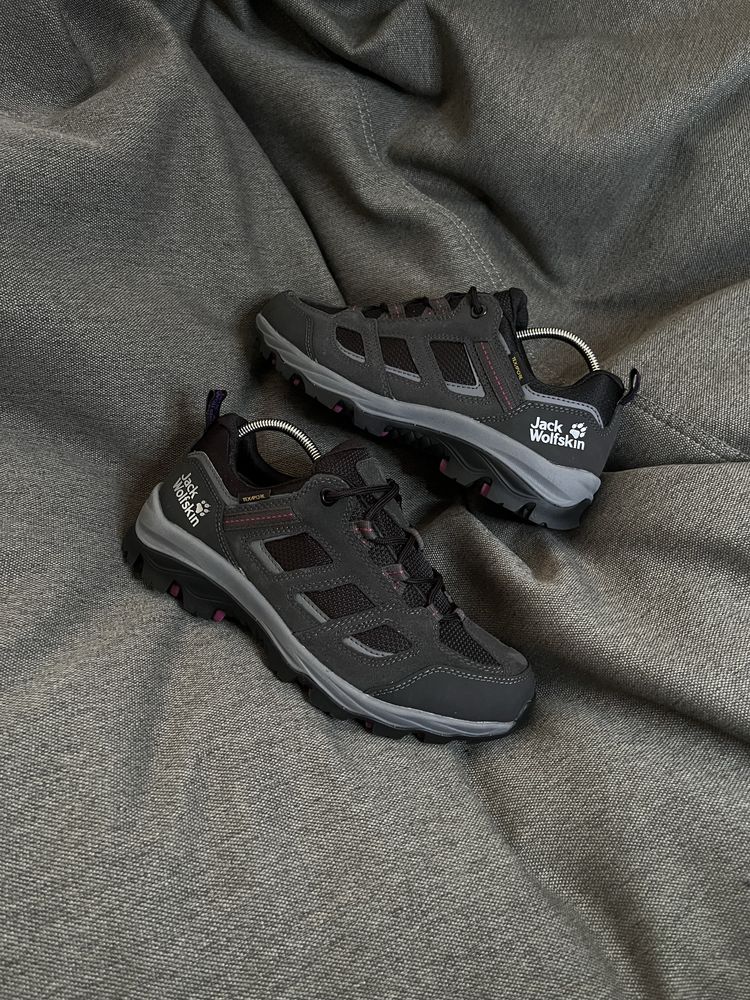 Трекінгові кросівки JACK WOLFSKIN TEXAPORE 38 23.8 кроссовки в гори
