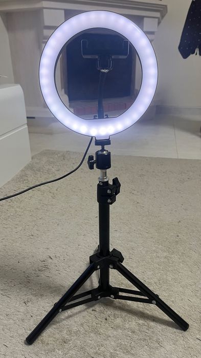 Tripé com Luz Circular Goodis GVC6462BK – Ideal para Vlogs e Lives