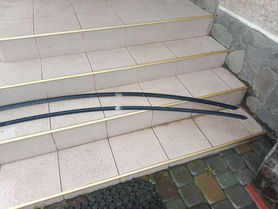 Молдинг криши BLACK антихром Тесла Модел3