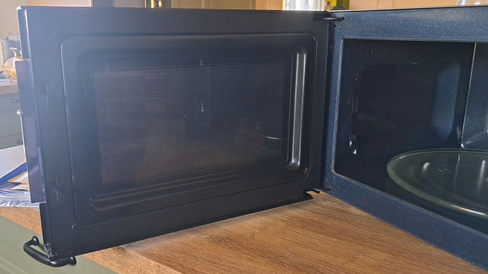 Kuchenka mikrofalowa Samsung ME83M