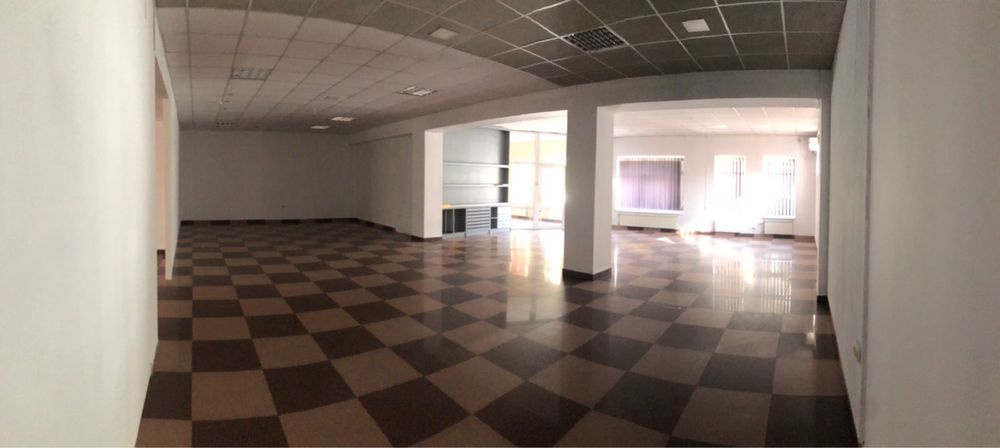 Здається приміщення на 2 поверсі