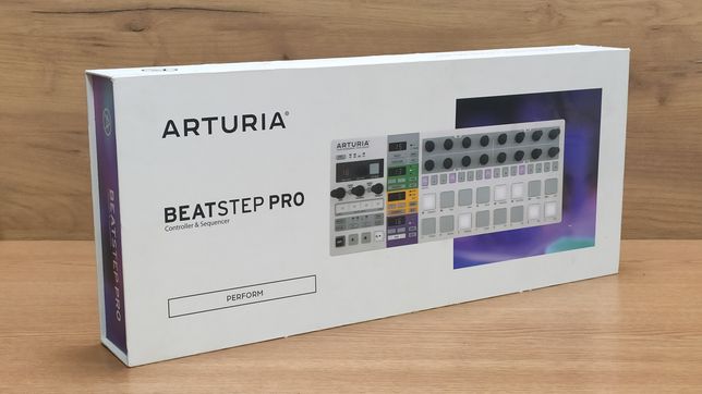 Міді контролер Arturia BeatStep Pro