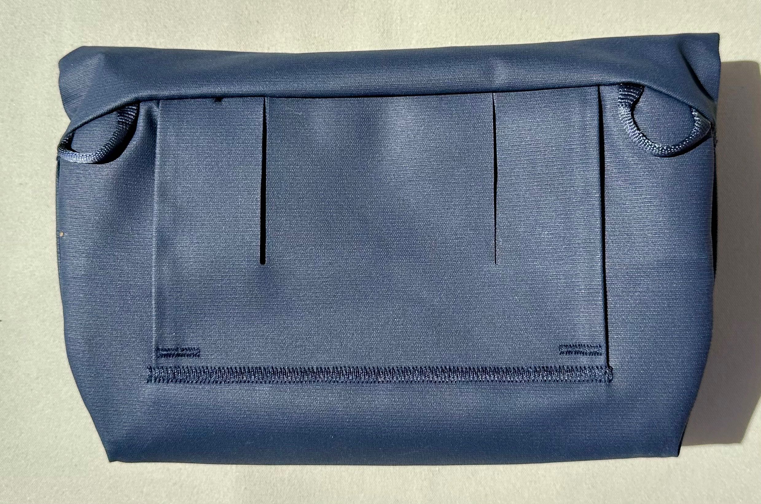 Torba Peak Design Field Pouch granatowa z paskiem