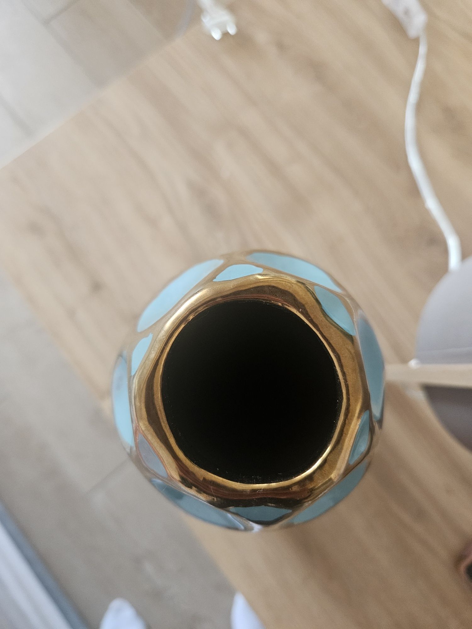Sprzedam wazon  ceramiczny