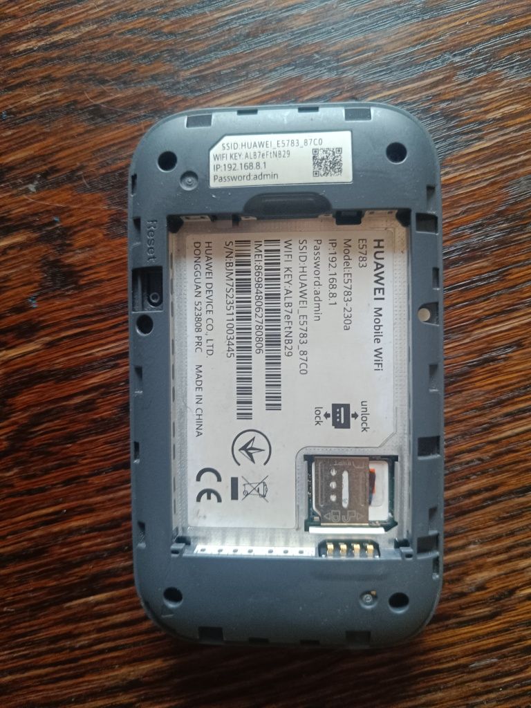 HUAWEI Mobile WiFi

E5783