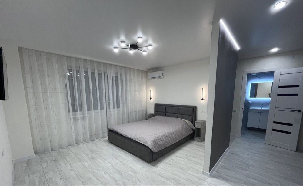 Квартира LUX вул. Вокзальна, центр, жд вокзал, парк Ковалівський