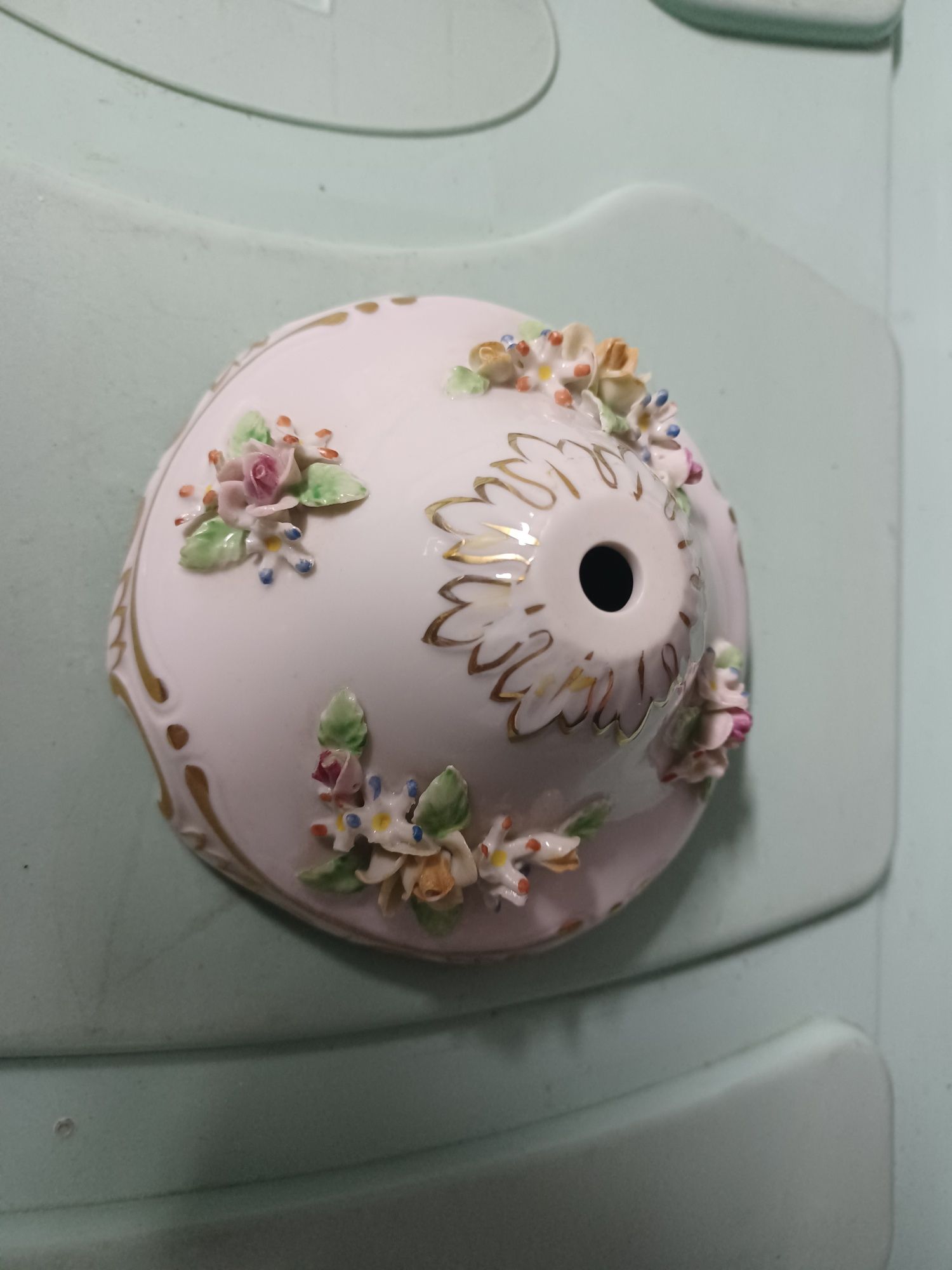 Peça em porcelana Artibus