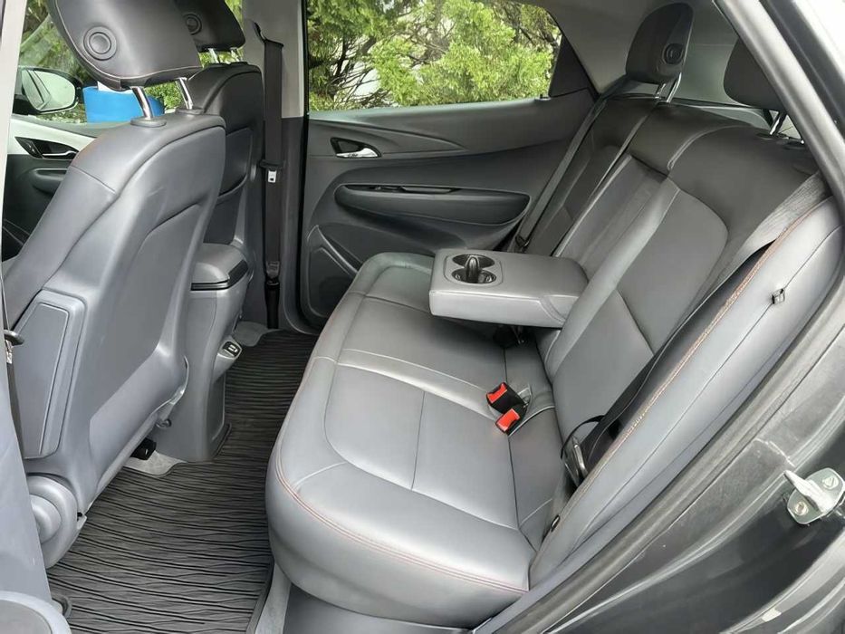 Chevrolet Bolt      2019