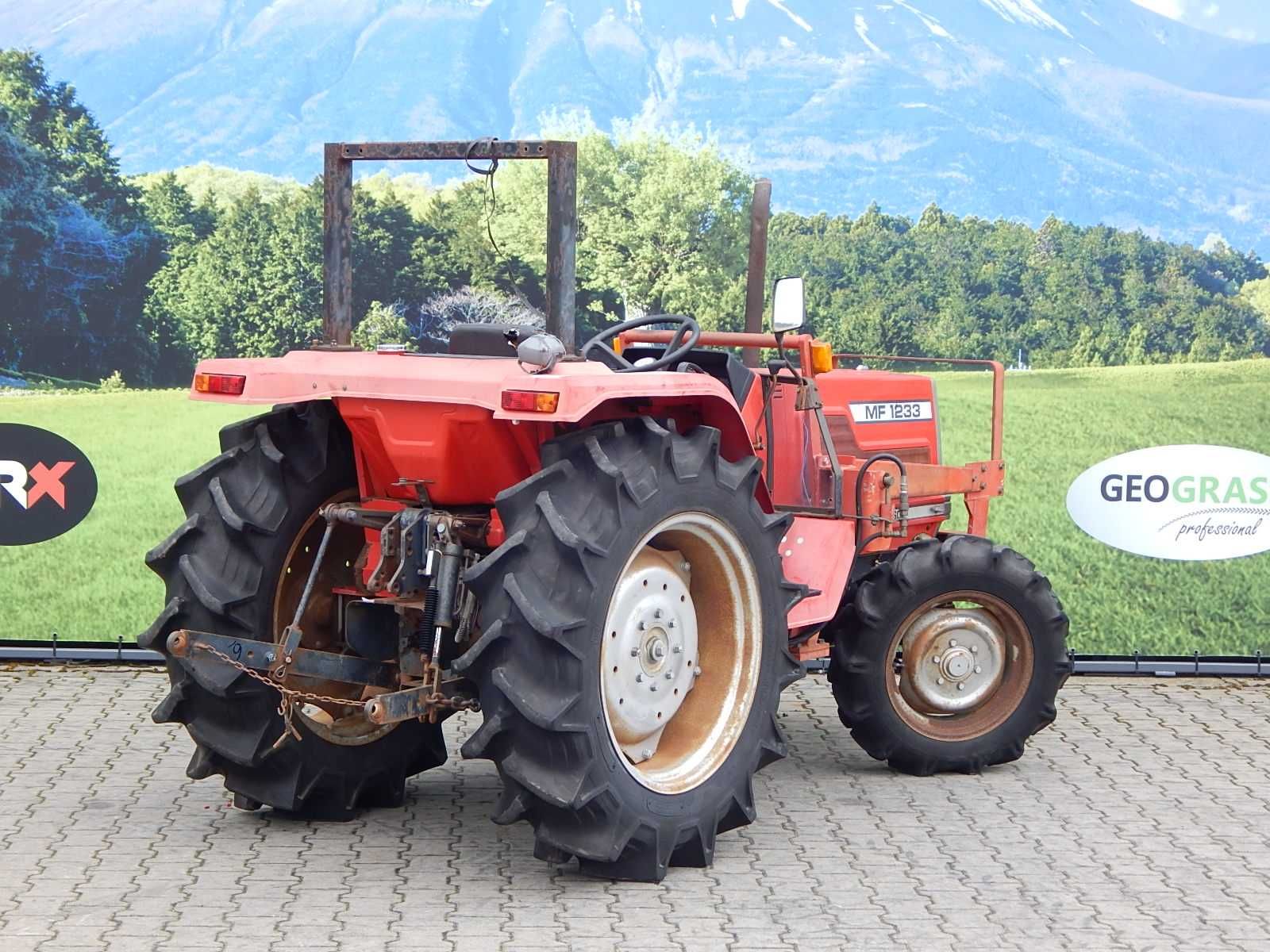 Ciągnik Massey Ferguson MF1233 4x4 33KM gwarancja traktor URSUS ZETOR