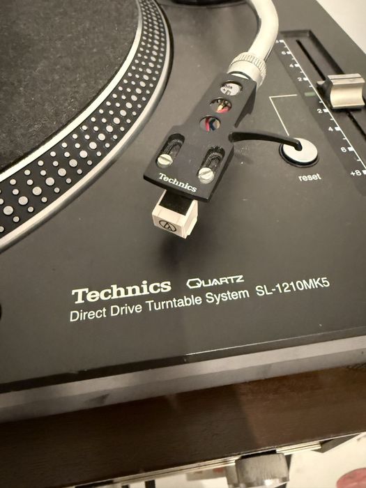 Technics 1210 Capas de proteção em metal lacado