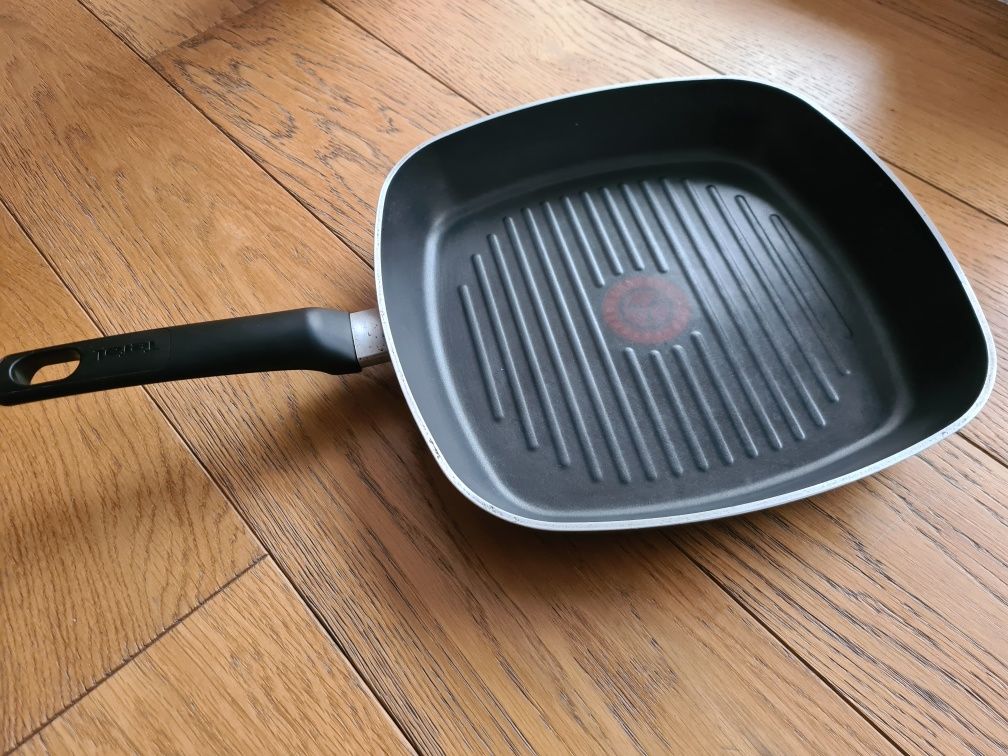 Patelnia grillowa TEFAL Simply Clean 26 cm