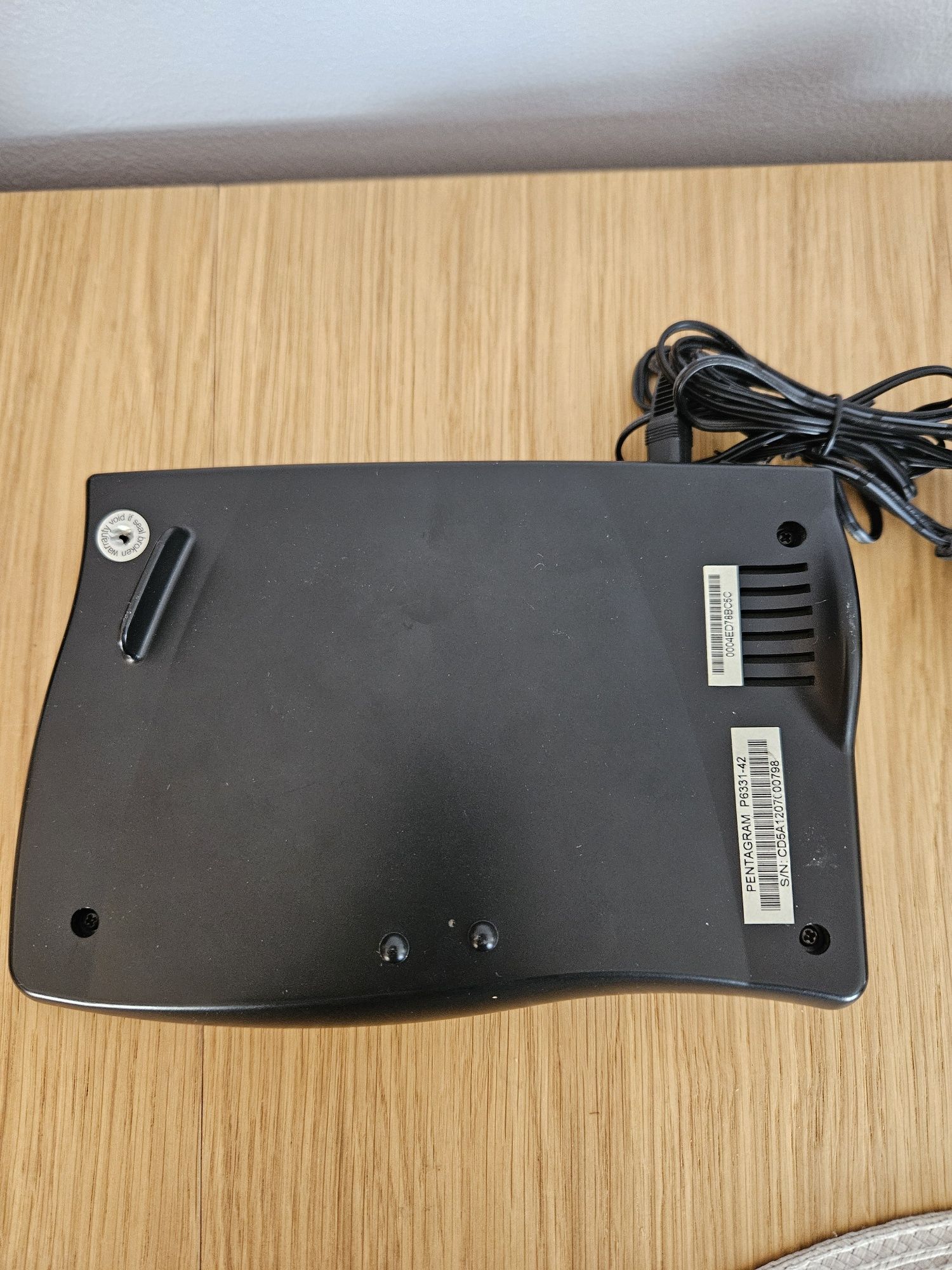 Router modem ADSL Pentagram Cerberus P 6331-42