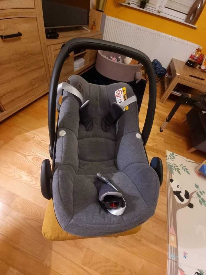 Fotelik Maxi Cosi Pebble Pro Luxe z bazą FamilyFix 3