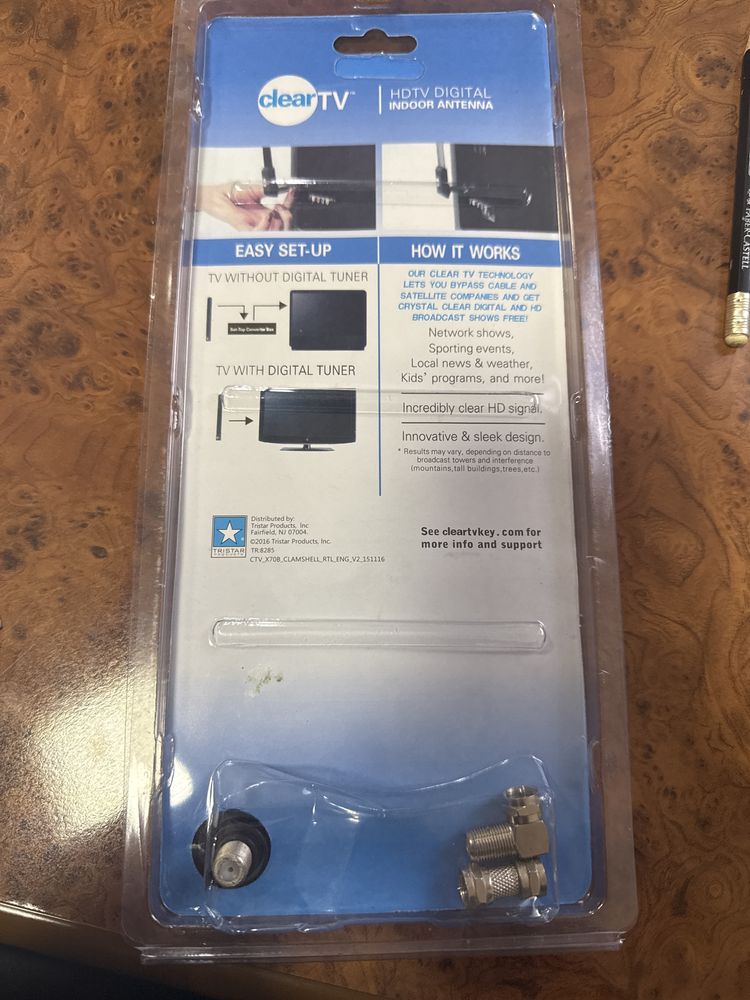 Продам антенну clear tv